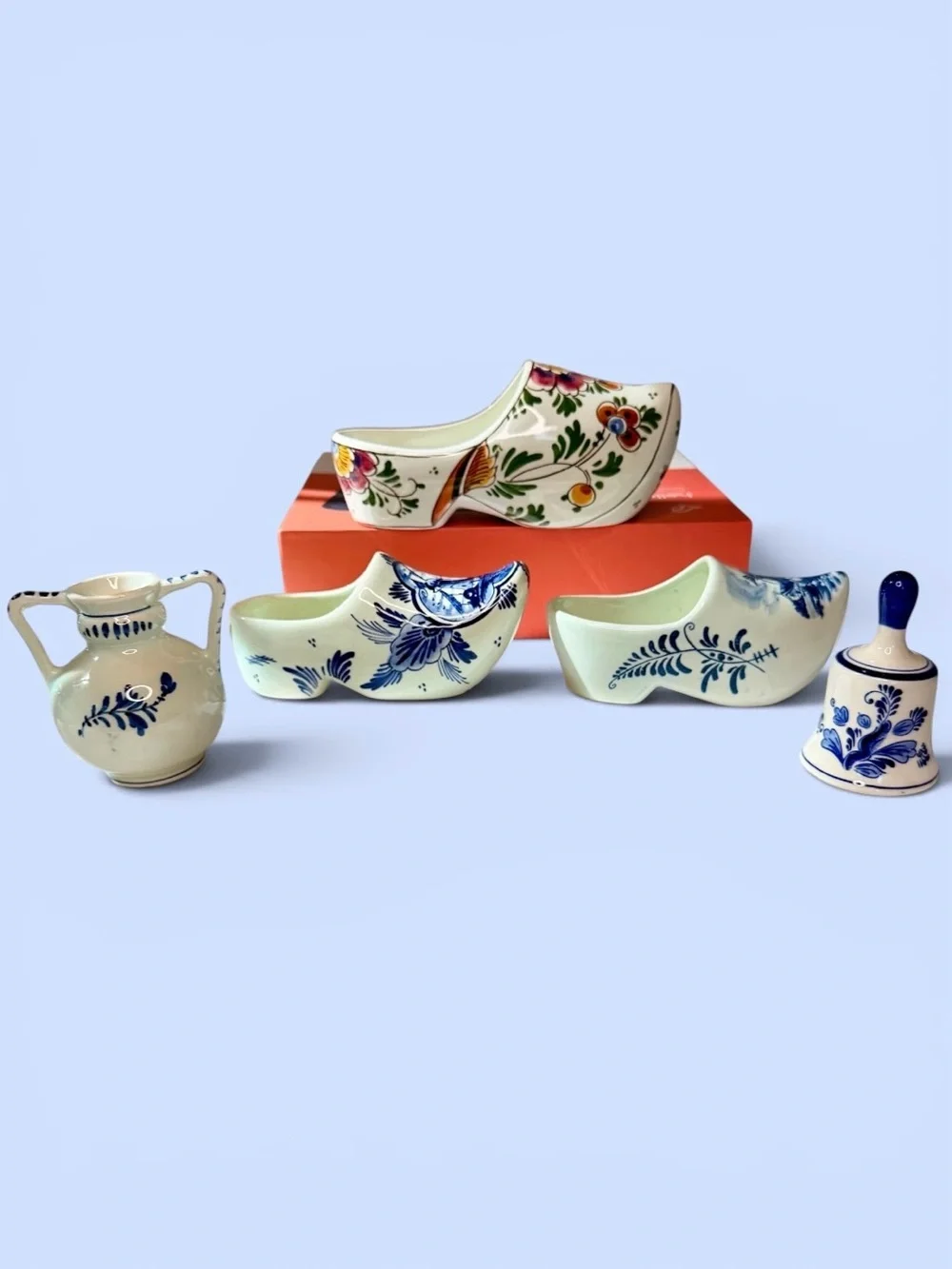 VTG Delft Blue Holland Ceramic Clogs Bell Vase Hand Painted Dutch Collectibles